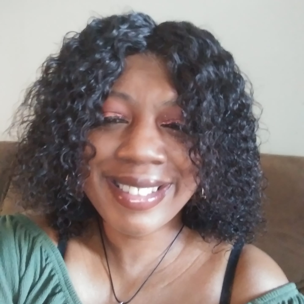 Meet your Posher, Michele